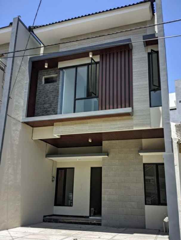 dijual rumah klampis