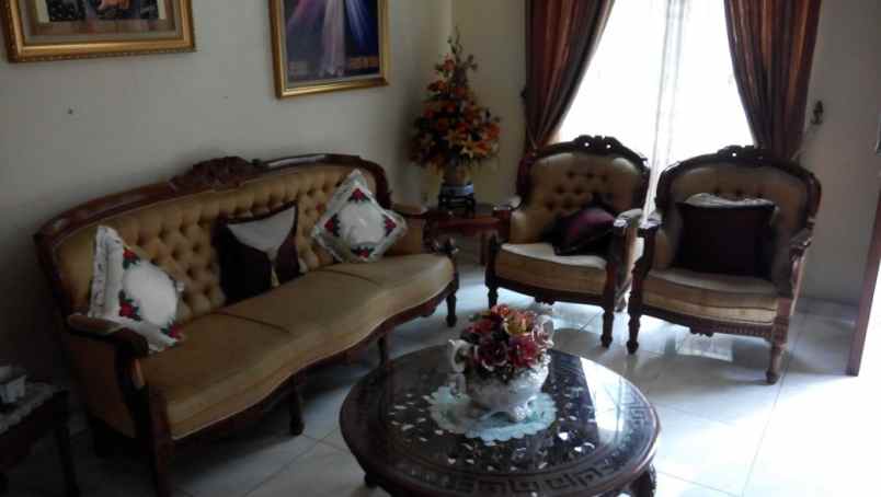 dijual rumah komplek buaran duren sawit