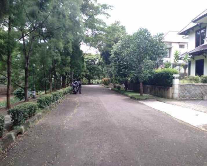 dijual rumah komplek bukit pratama