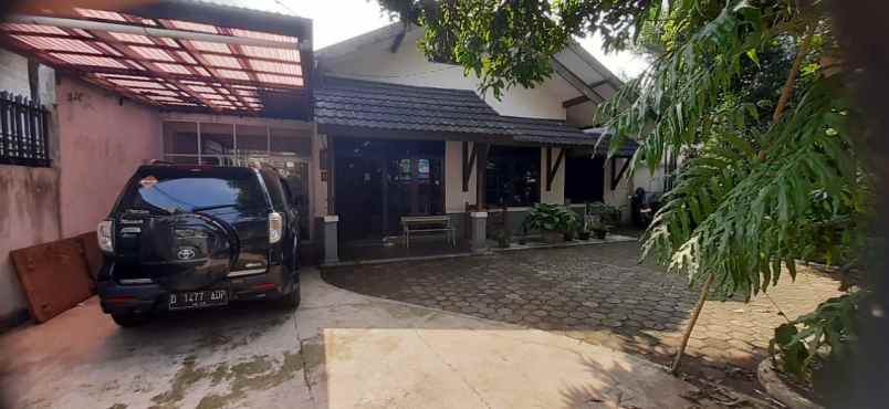 dijual rumah komplek dadali