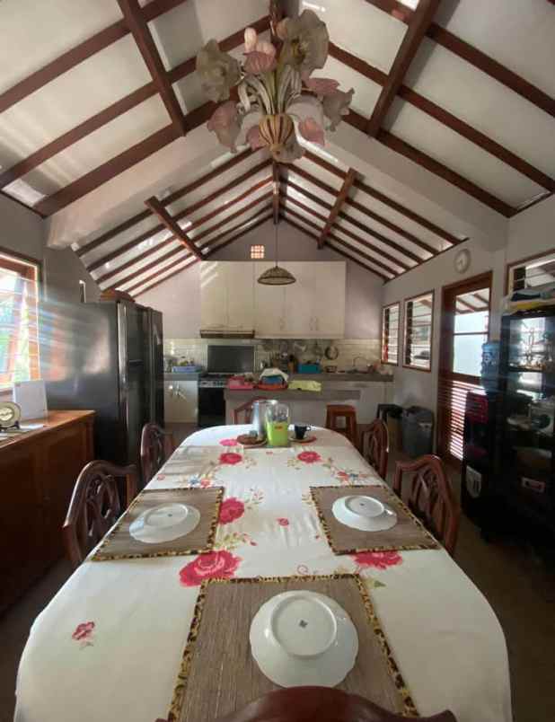 dijual rumah komplek dalem wangi dago