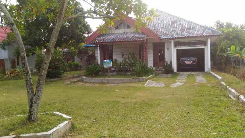 dijual rumah komplek damai meranti