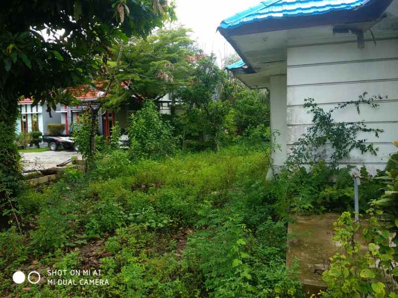 dijual rumah komplek damai meranti