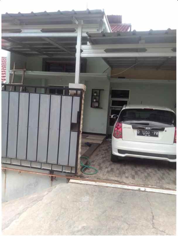 dijual rumah komplek girimekar cilengkrang