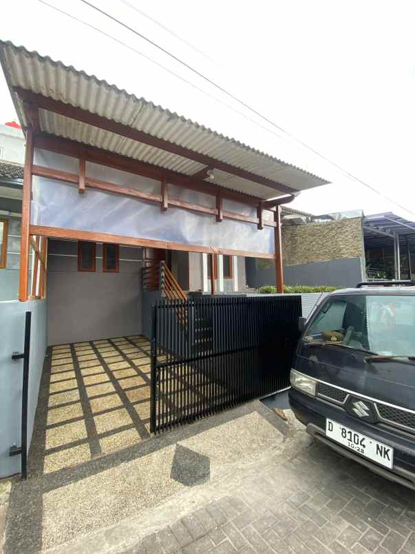 dijual rumah komplek jatihandap regency