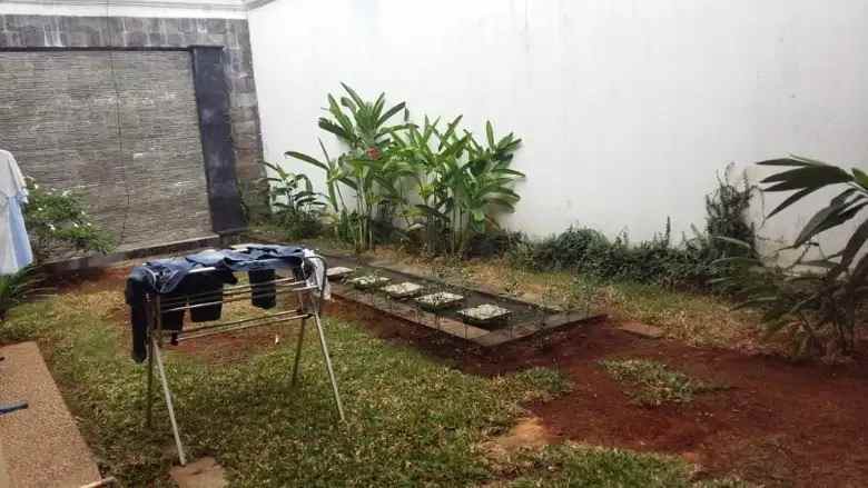 dijual rumah komplek perumahan billymon