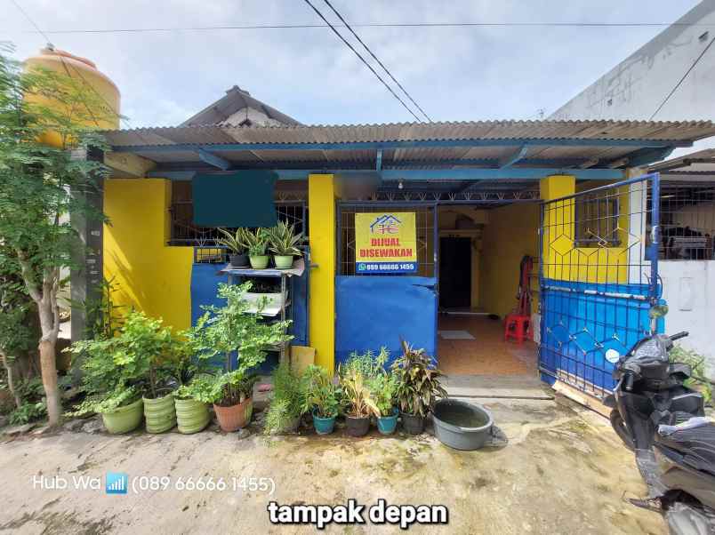 dijual rumah komplek perumahan griya