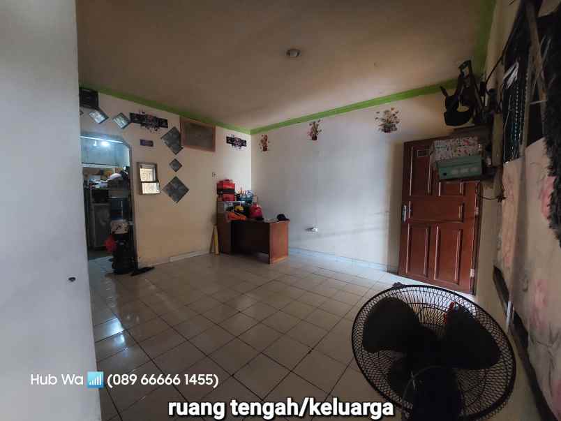 dijual rumah komplek perumahan griya