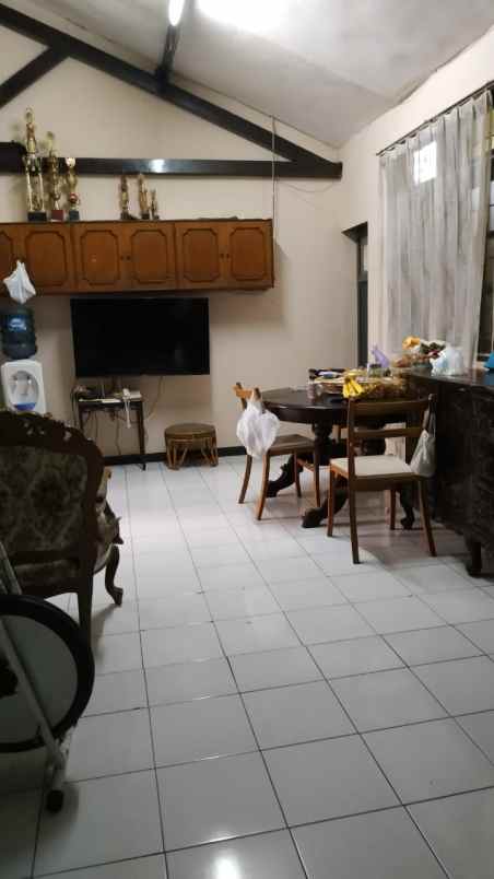 dijual rumah komplek pln ciseureuh