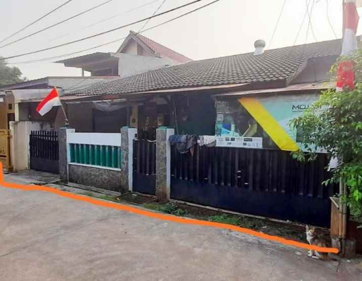 dijual rumah komplek serua permai dekat