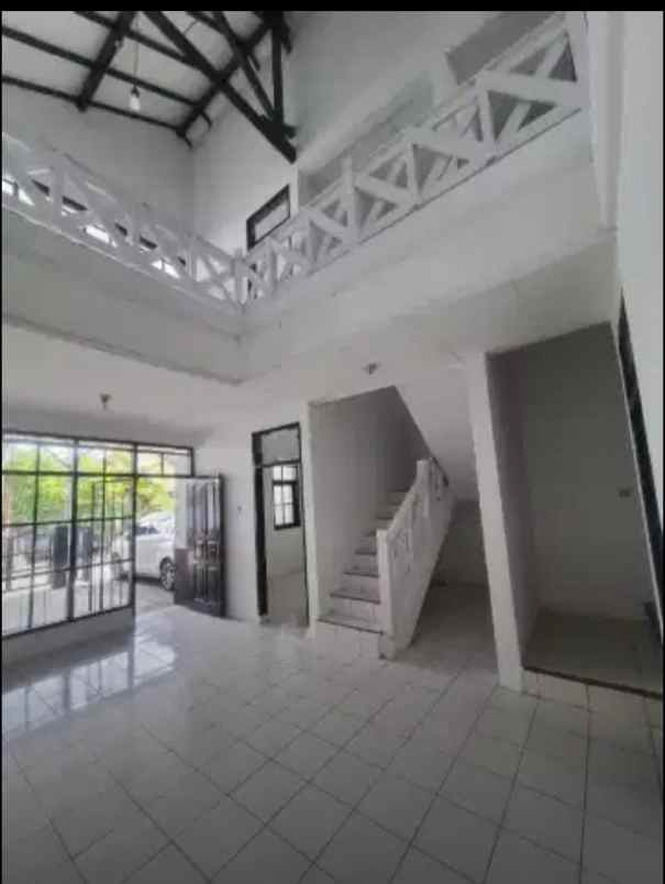 dijual rumah komplek turangga buahbatu