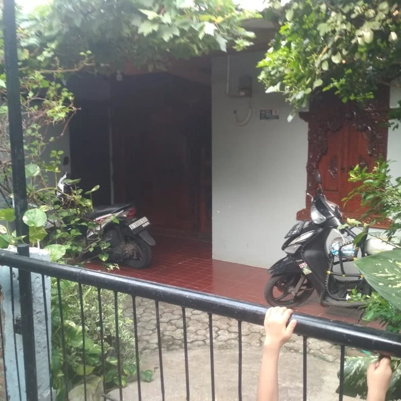 dijual rumah kontrakan 5 pintu jakarta selatan