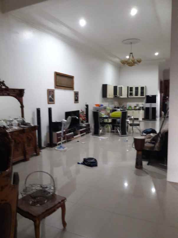 dijual rumah kotabaru