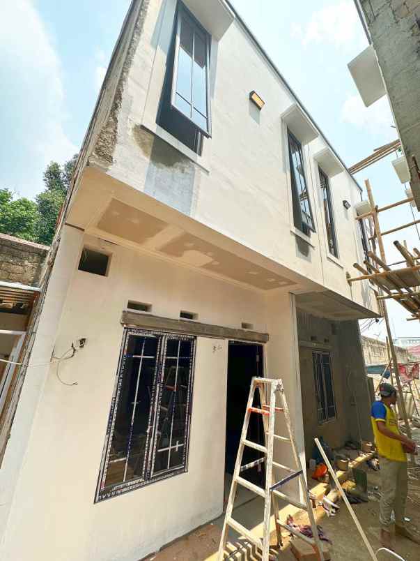 dijual rumah kramat jati