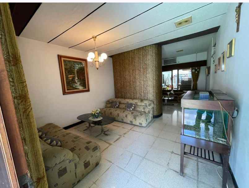 dijual rumah kupang indah