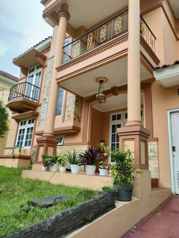 dijual rumah legenda wisata cibubur