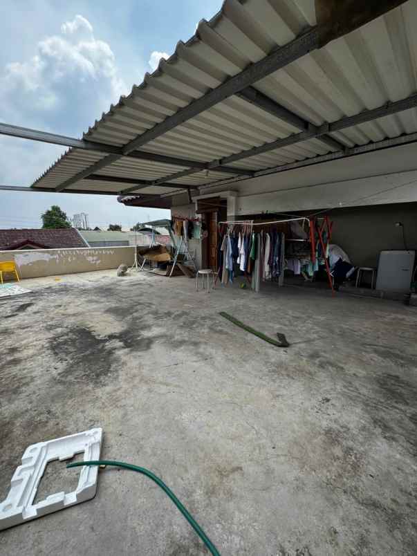 dijual rumah legoso ciputat