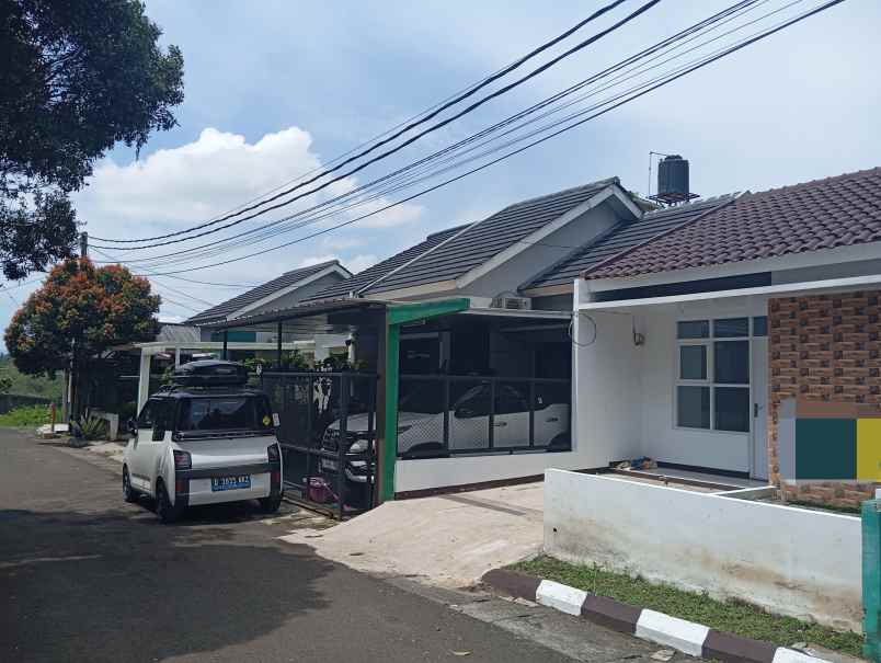 dijual rumah lembah cihanjuang