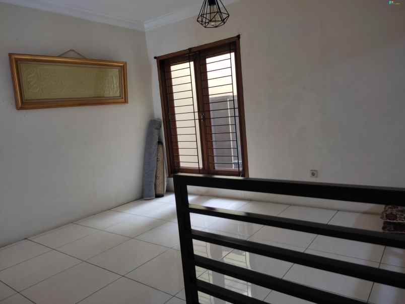 dijual rumah lubang buaya jakarta timur