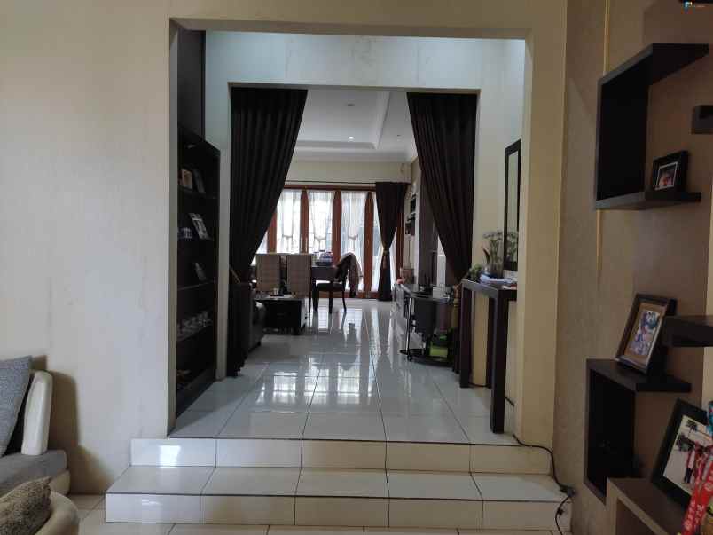 dijual rumah lubang buaya jakarta timur