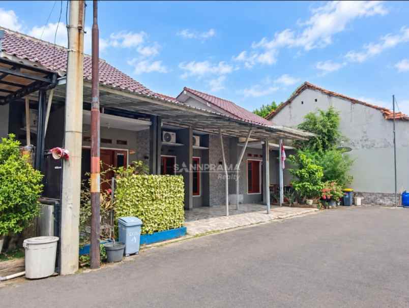 dijual rumah mampang pancoran mas depok