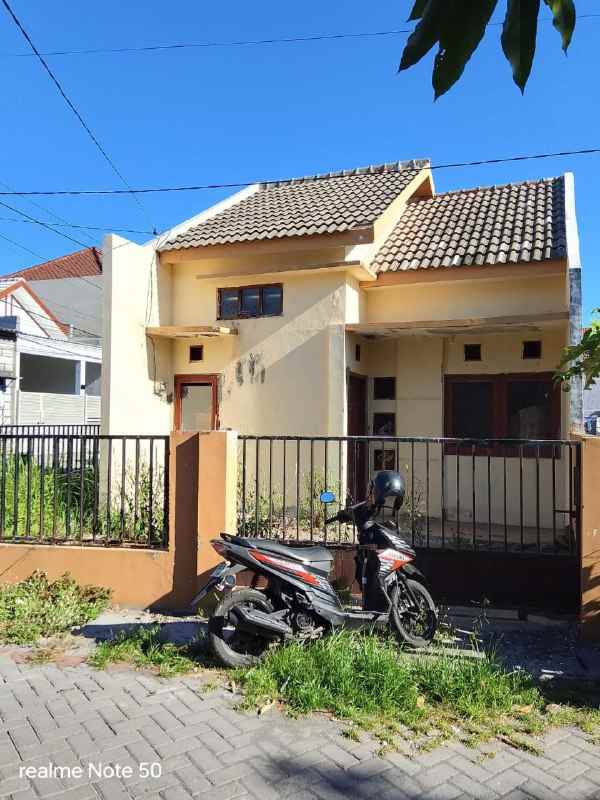 dijual rumah medokan sawah