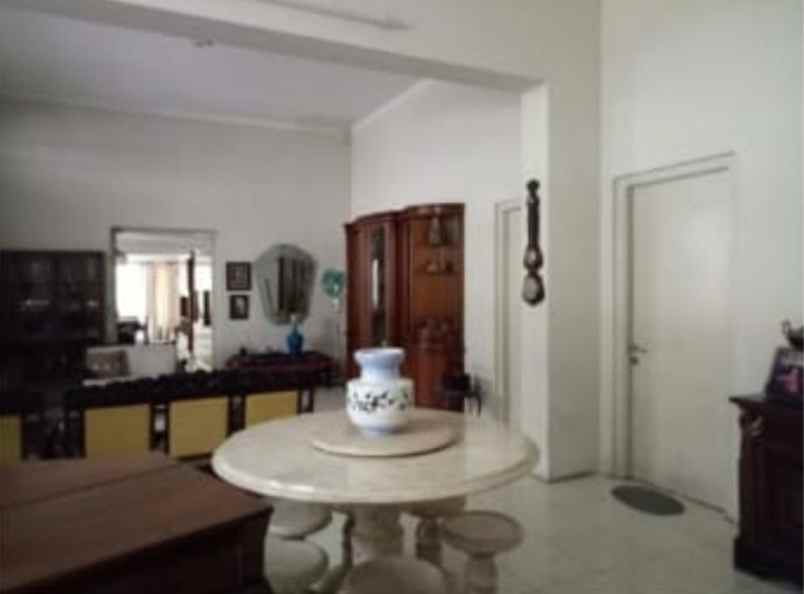 dijual rumah menteng