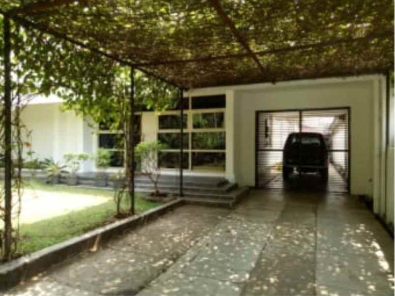 dijual rumah menteng