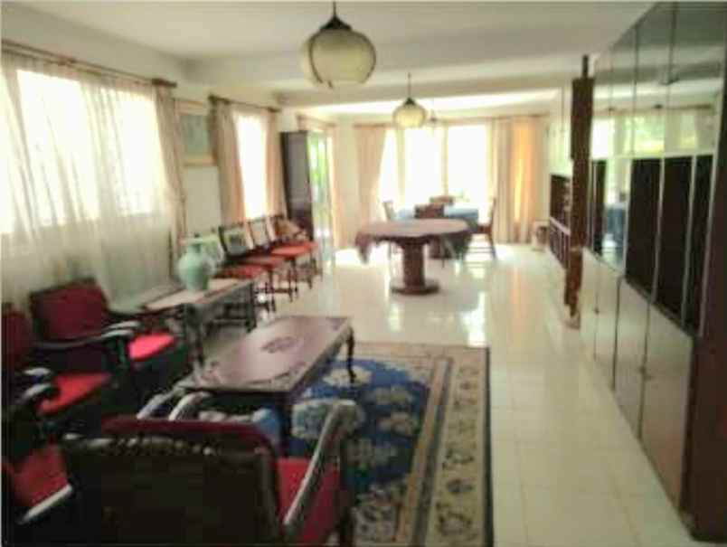 dijual rumah menteng