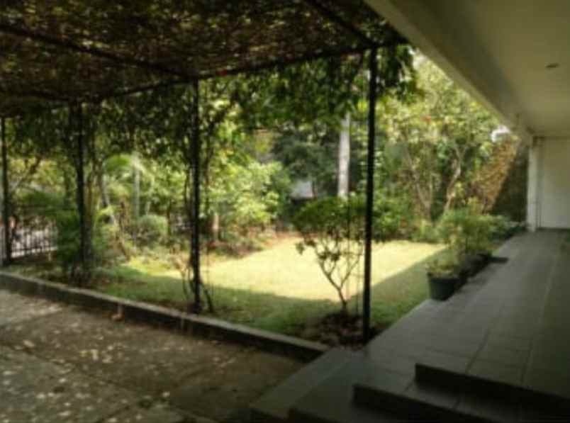 dijual rumah menteng