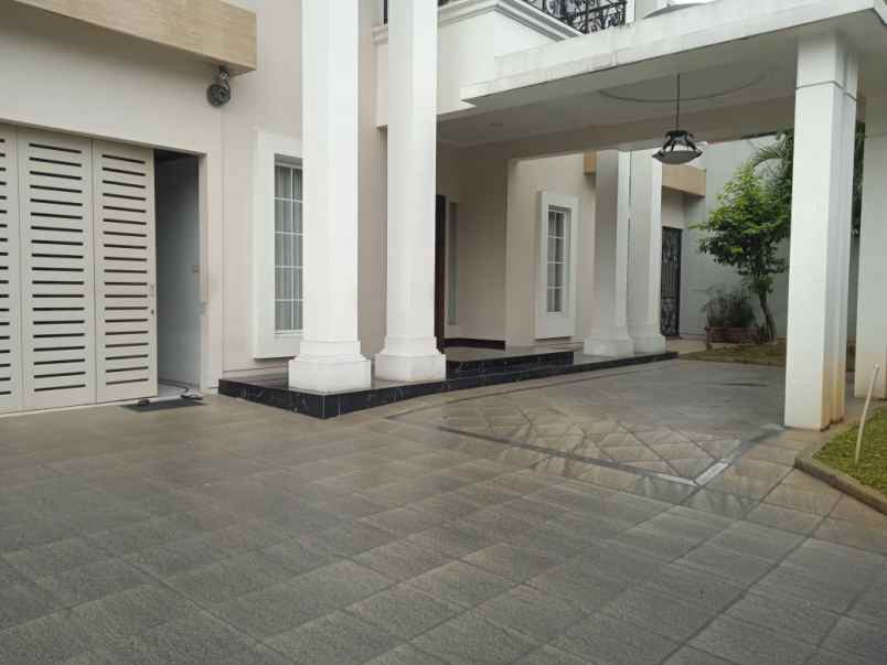 dijual rumah menteng