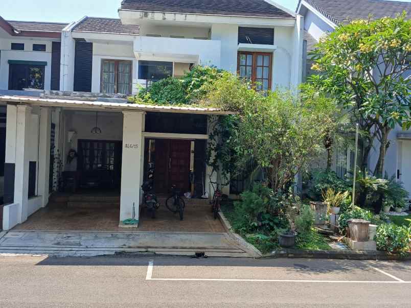 dijual rumah mewah grand wisata bekasi