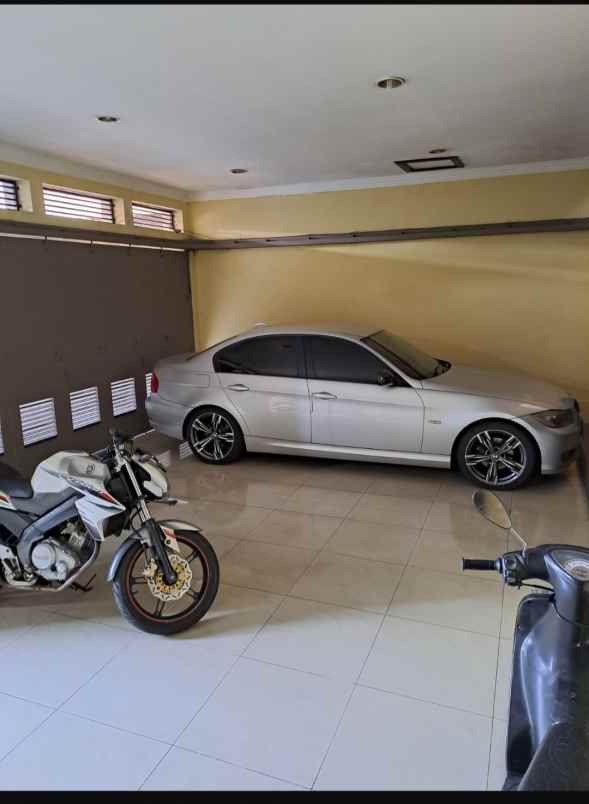 dijual rumah mewah lux di sayap dago bandung