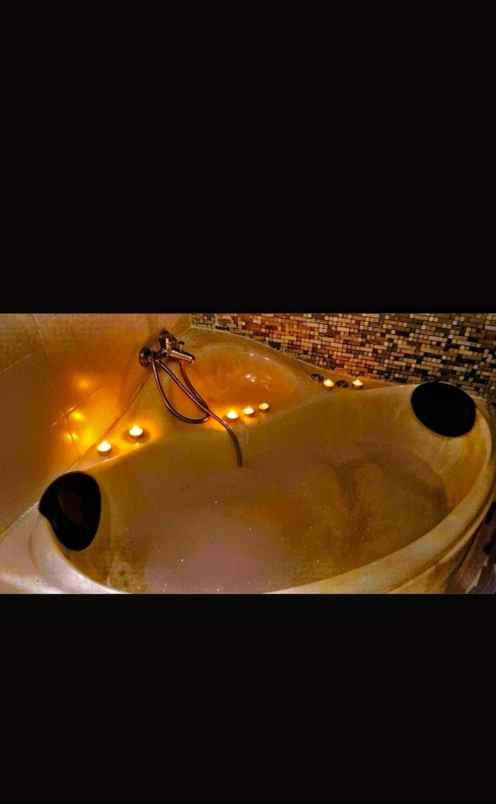 dijual rumah mewah posisi hook di cluster grand galaxy