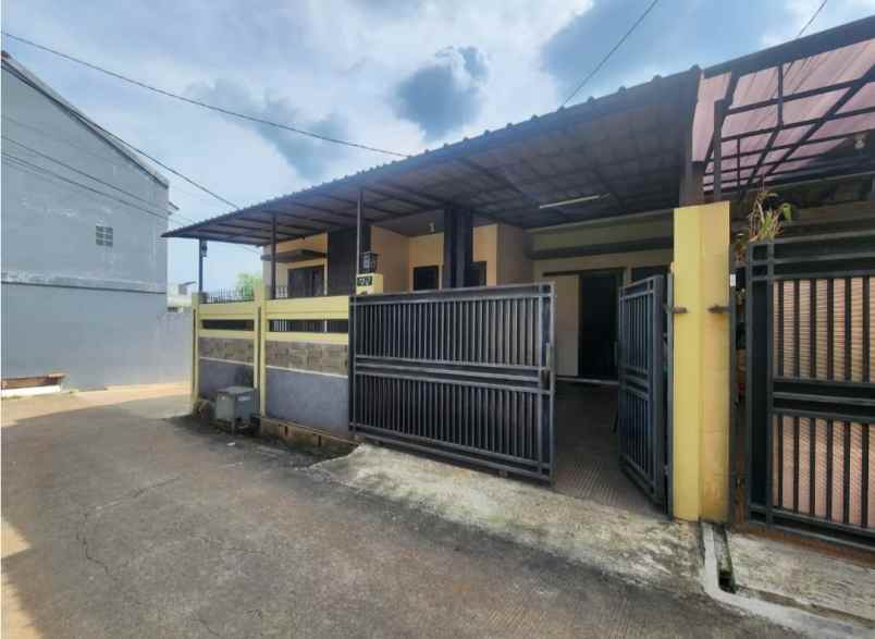 dijual rumah murah nyaman dan strategis via lelang