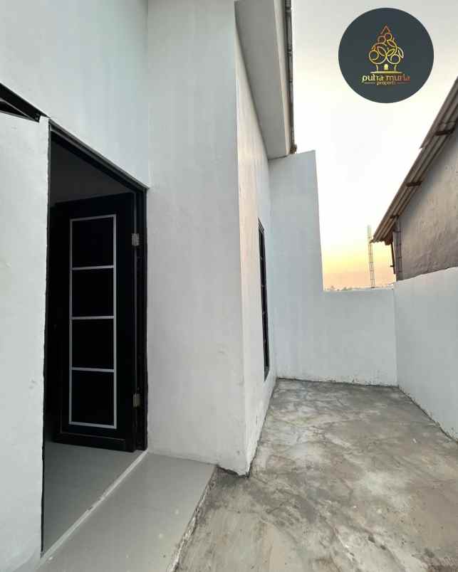 dijual rumah mustika jaya