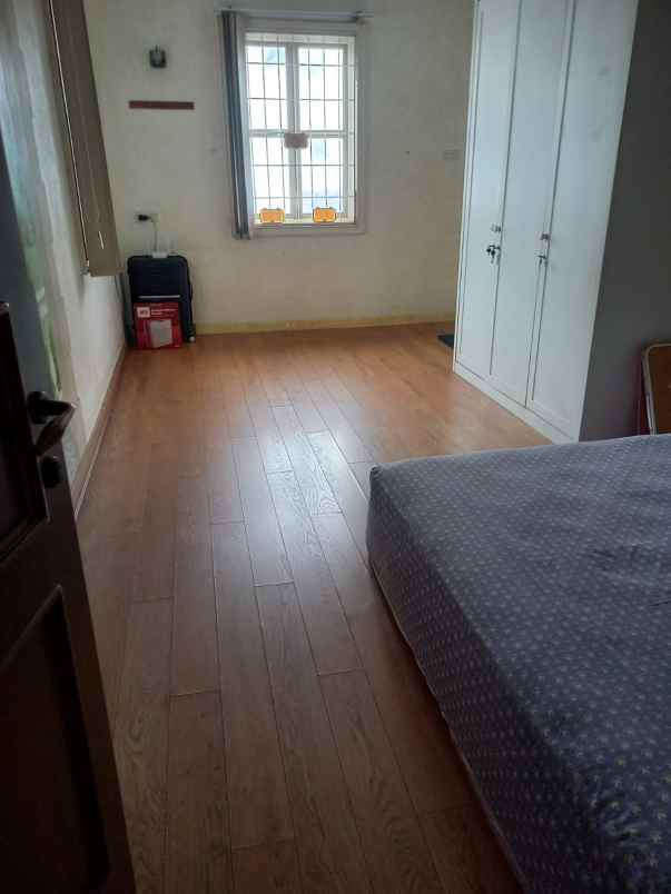 dijual rumah mutiara taman palem