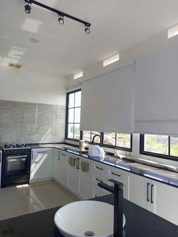 dijual rumah ngamprah