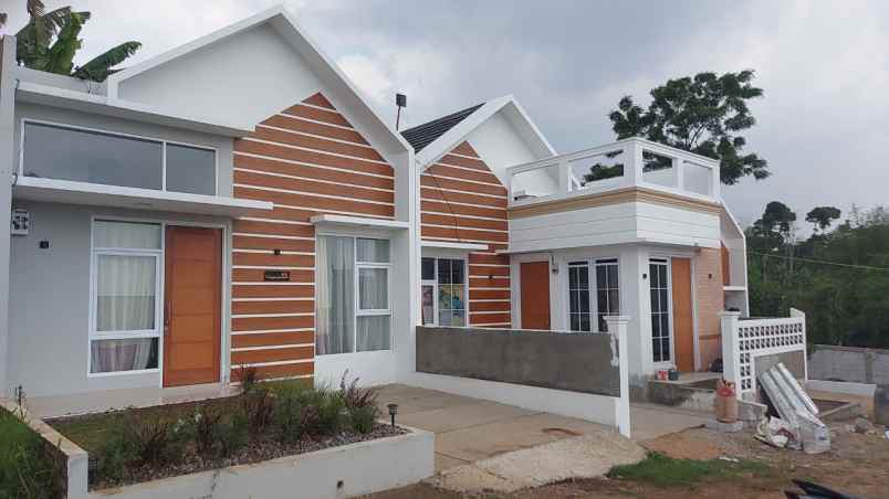 dijual rumah ngamprah bandung barat