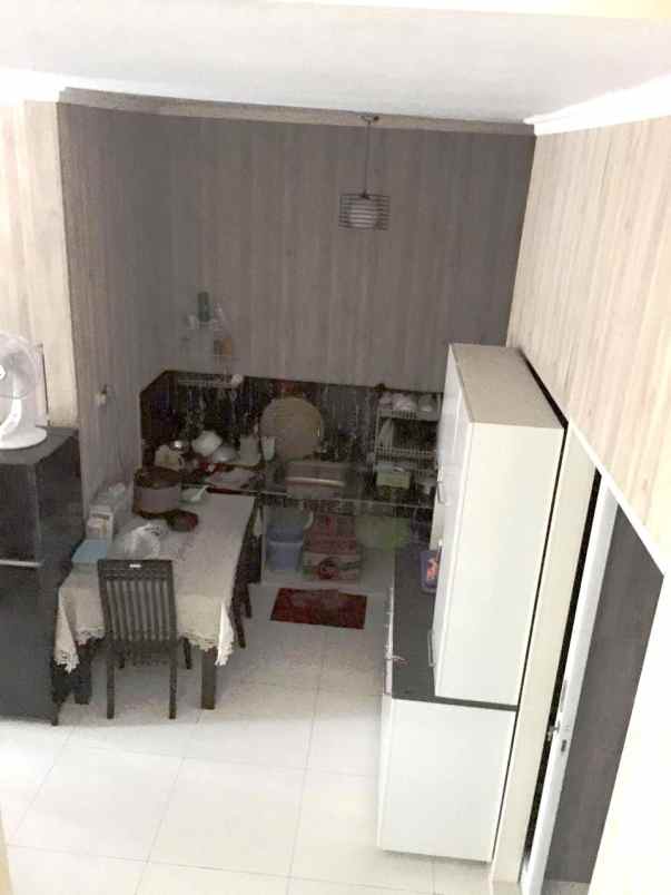 dijual rumah nginden intan timur