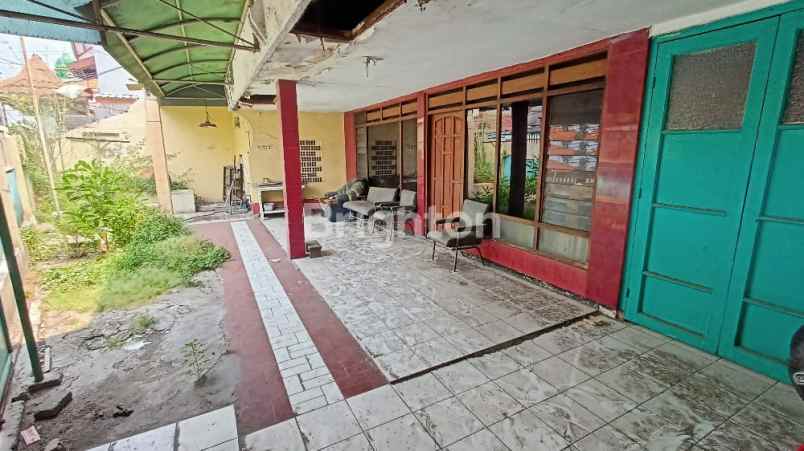 dijual rumah pacar kembang