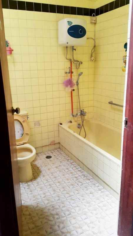 dijual rumah pakis argosari dukuh pakis