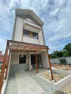 dijual rumah pamulang