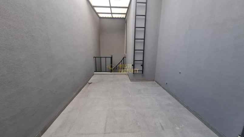 dijual rumah pamulang