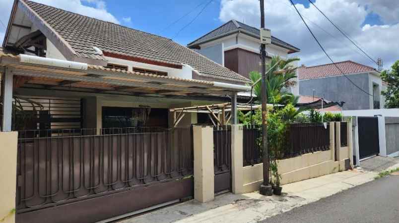 dijual rumah panglima polim