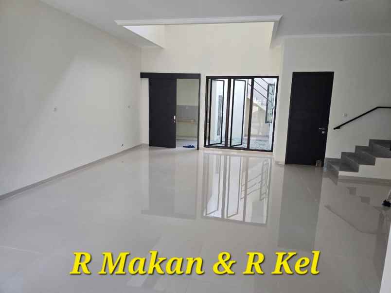 dijual rumah panjang jiwo