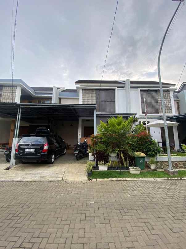 dijual rumah parongpong