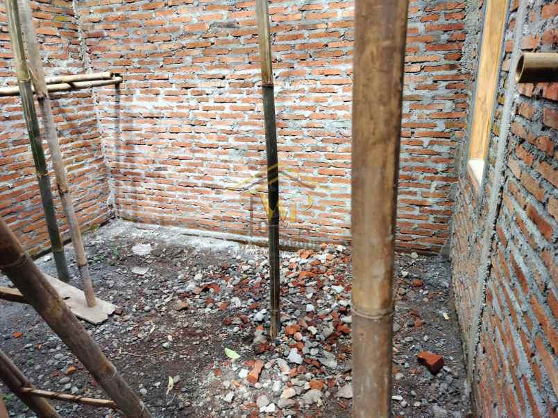 dijual rumah pendowoharjo