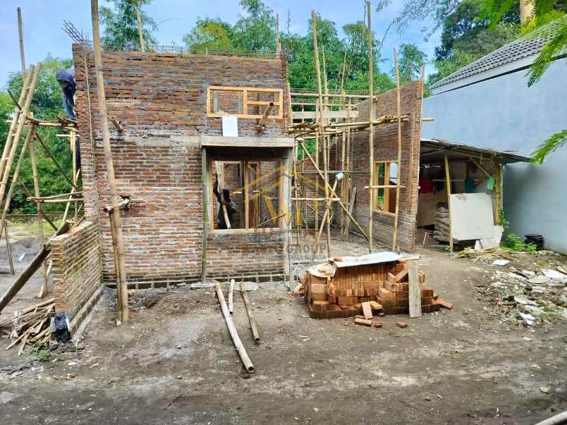 dijual rumah pendowoharjo