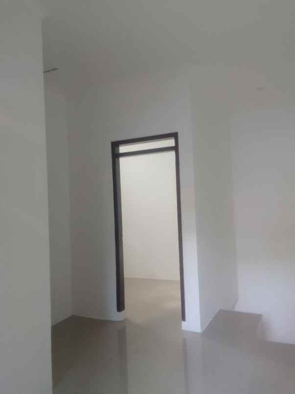 dijual rumah permata cimahi